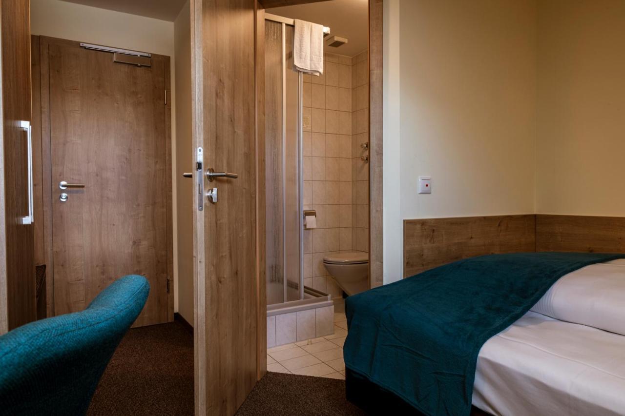 Gasthof Hotel Drei Tannen Altdorf Altdorf  Εξωτερικό φωτογραφία